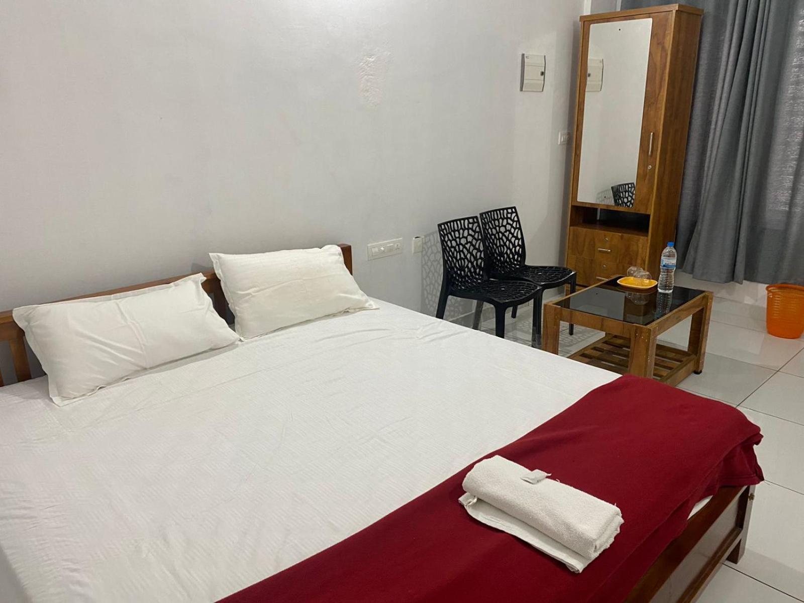 Hollywood Rooms Sultan Bathery Dış mekan fotoğraf